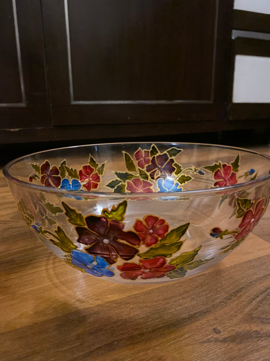 Hand painted bowl set