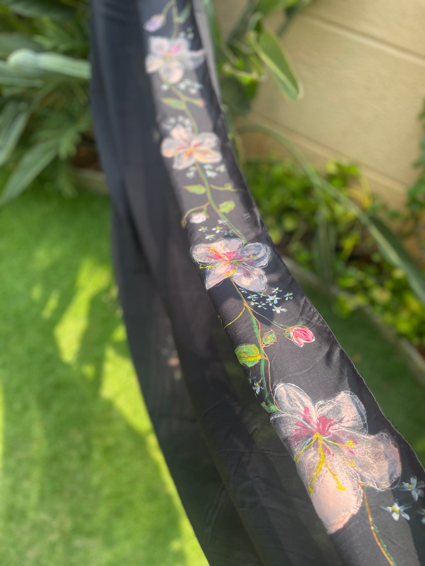 Colored Cotton mulmul dupatta with lace