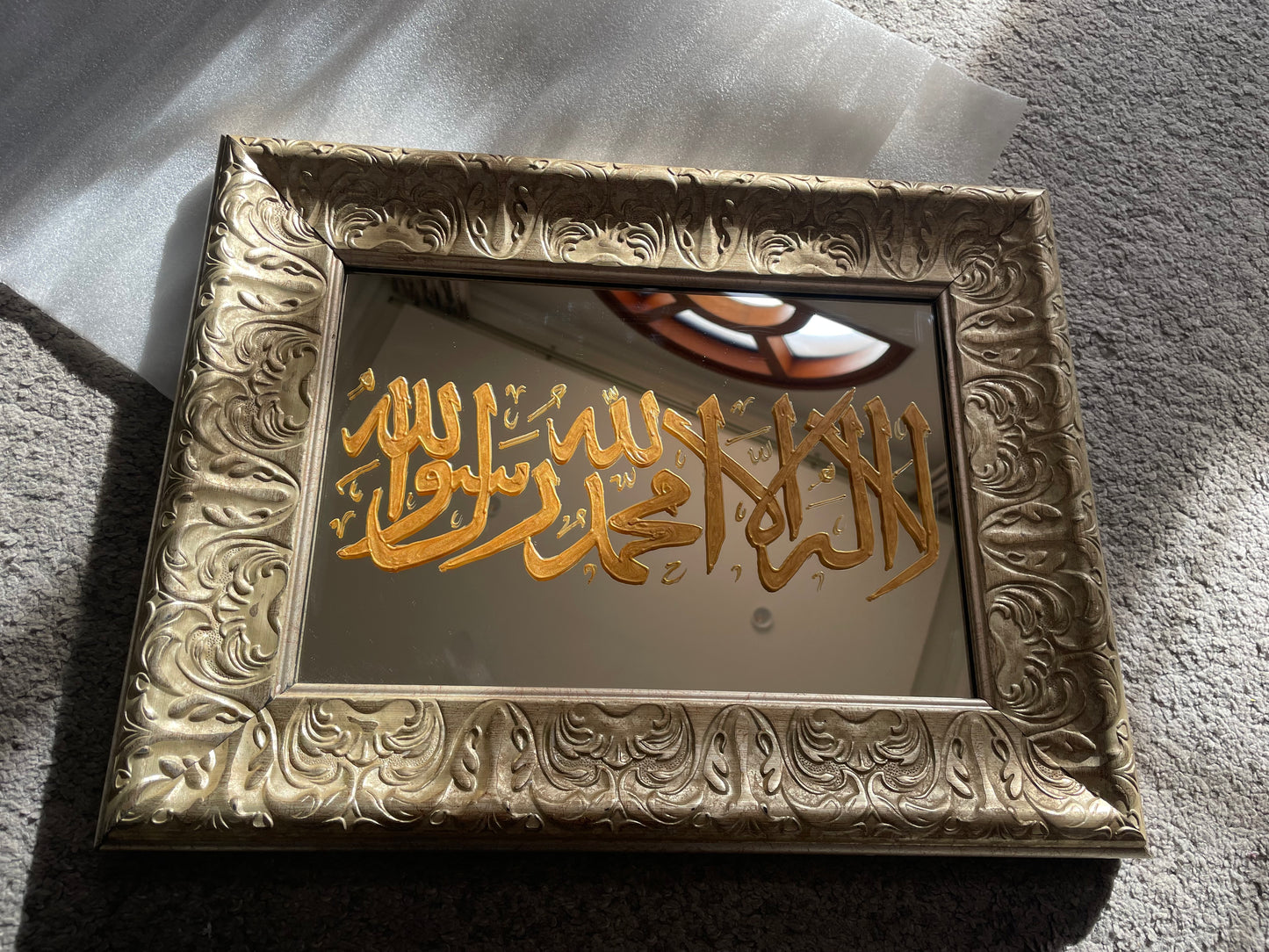 Kalma on mirror- gold