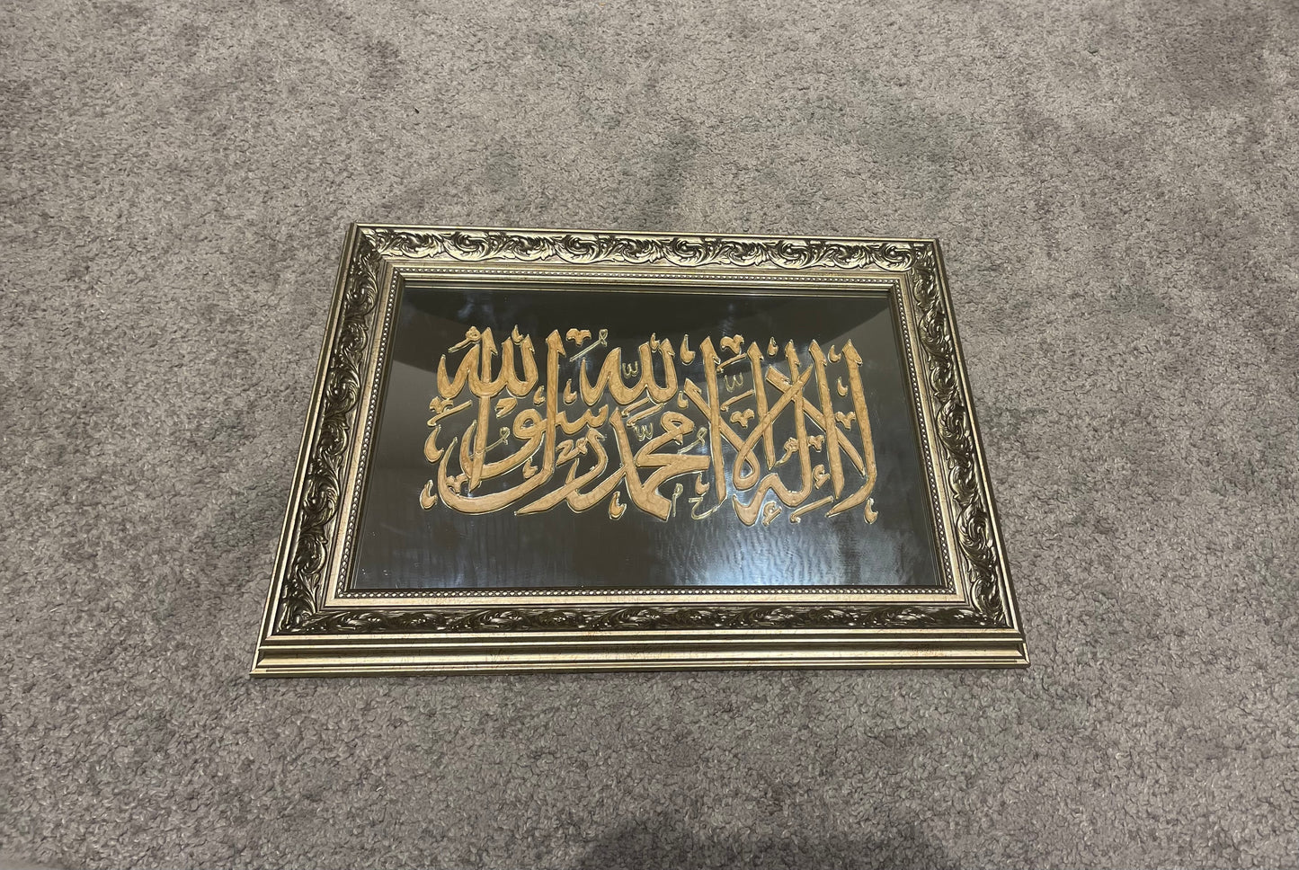 Kalma on mirror- gold